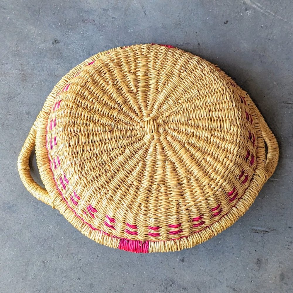 Vintage Tan Pink Purple Woven Wicker Straw Basket with Handles - Picture 7 of 7
